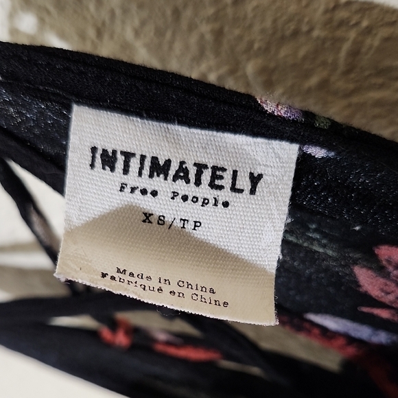 Floral Black Dress - Picture 2 of 12